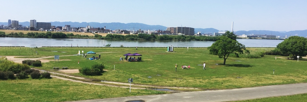 淀川河川公園太子橋地区バーベキュー場風景