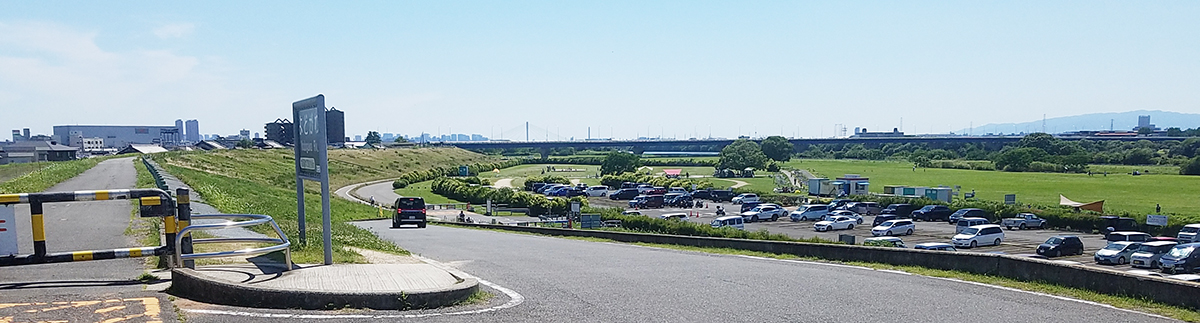 淀川河川公園太間地区バーベキュー場風景
